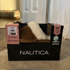 Nautica Women's Tan Slippers with White Lining